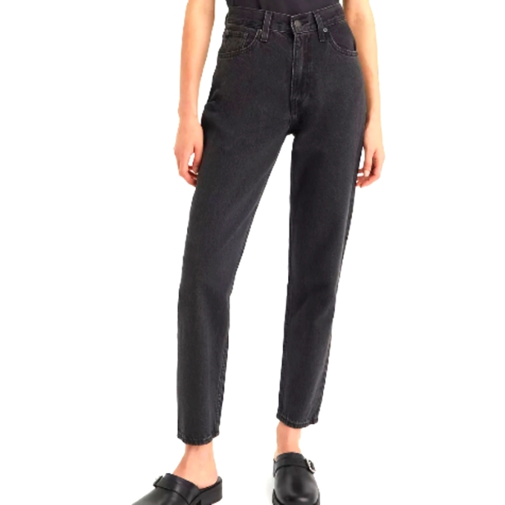 *nwt* levi's 80's mom jean black wash size 34x28